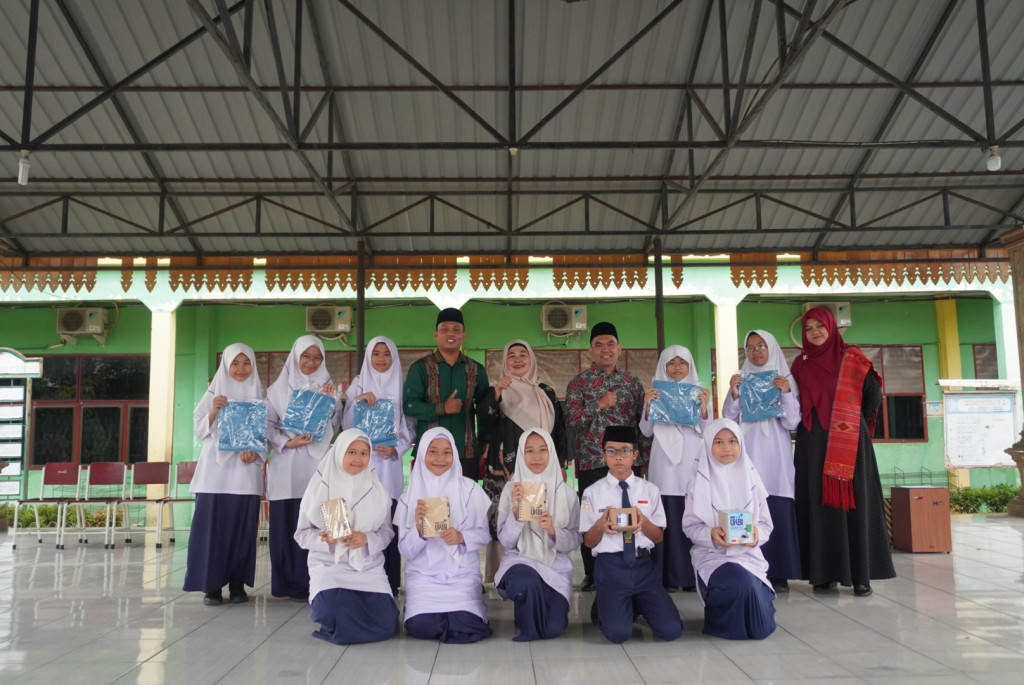 Sepuluh Peserta Terbaik UKBI MTsN 2 Medan 