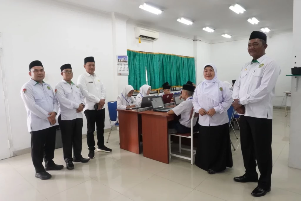 Hari Pertama TKA di MTsN 2 Medan Berjalan Lancar