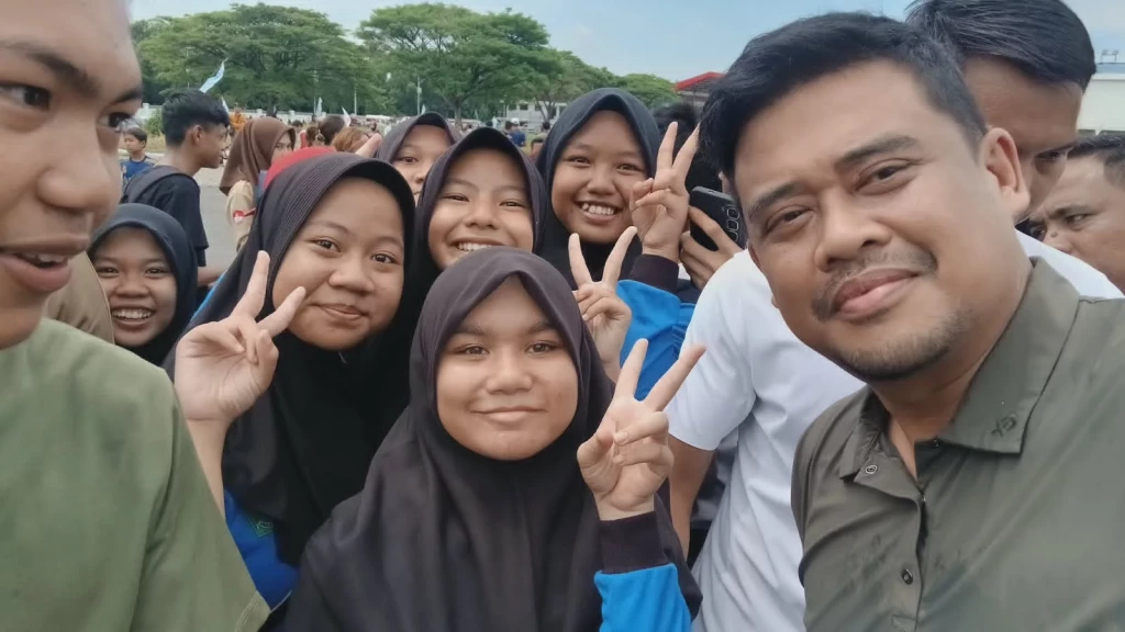 MTsN 2 Medan Turut Meriahkan Festival Layang-Layang Sumut 2026