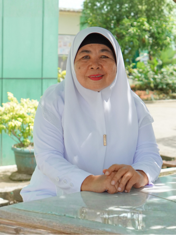 Dra. Pesta Berampu, MA