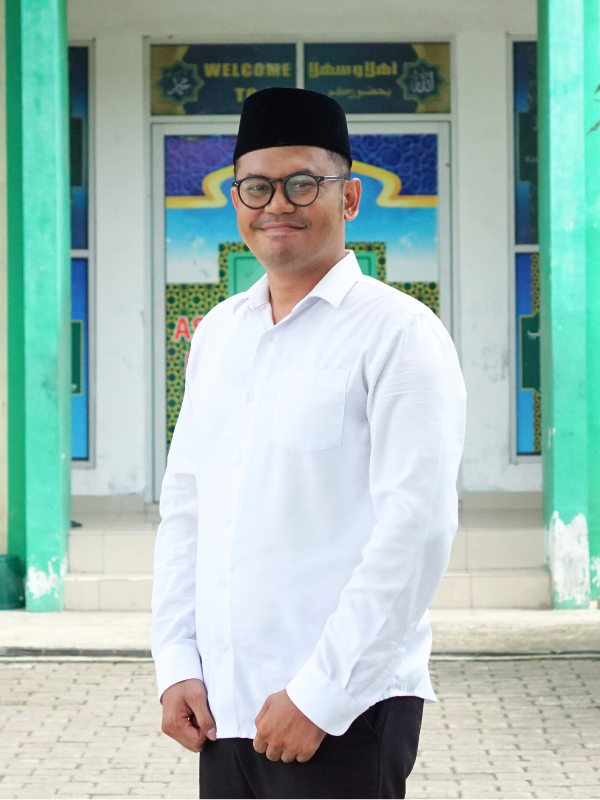 Foto Tri Adinata, S.Pd